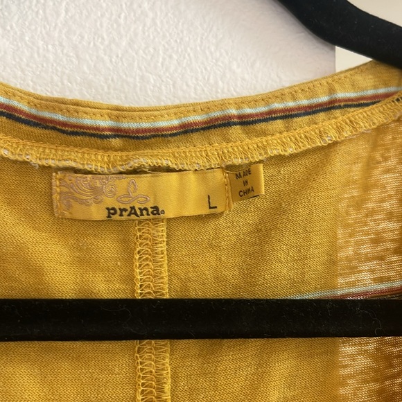 Prana Top - Picture 2 of 2